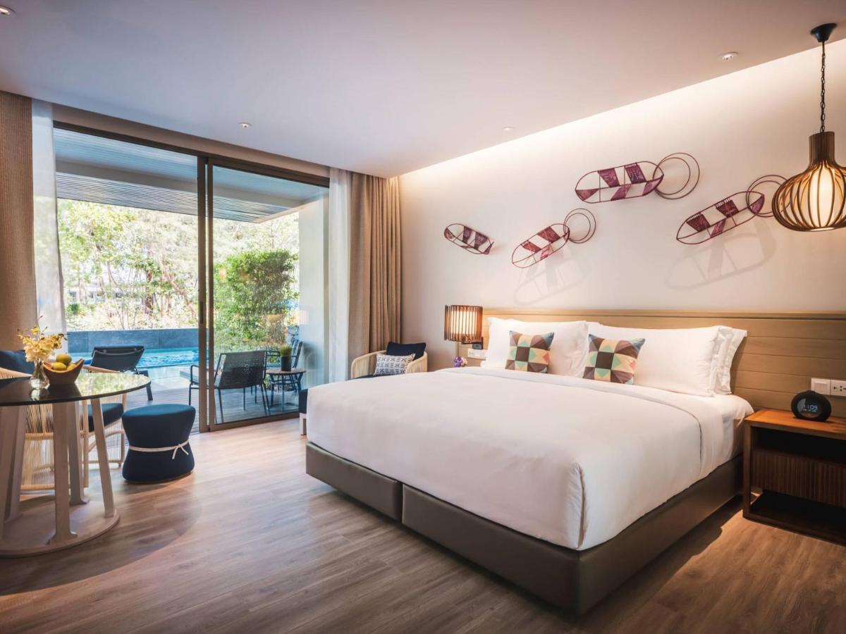 Avani Plus Khao Lak Resort Ngoại thất bức ảnh