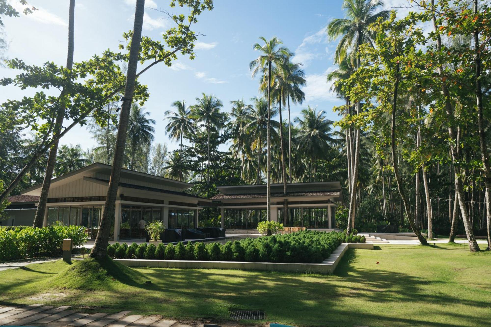 Avani Plus Khao Lak Resort Ngoại thất bức ảnh