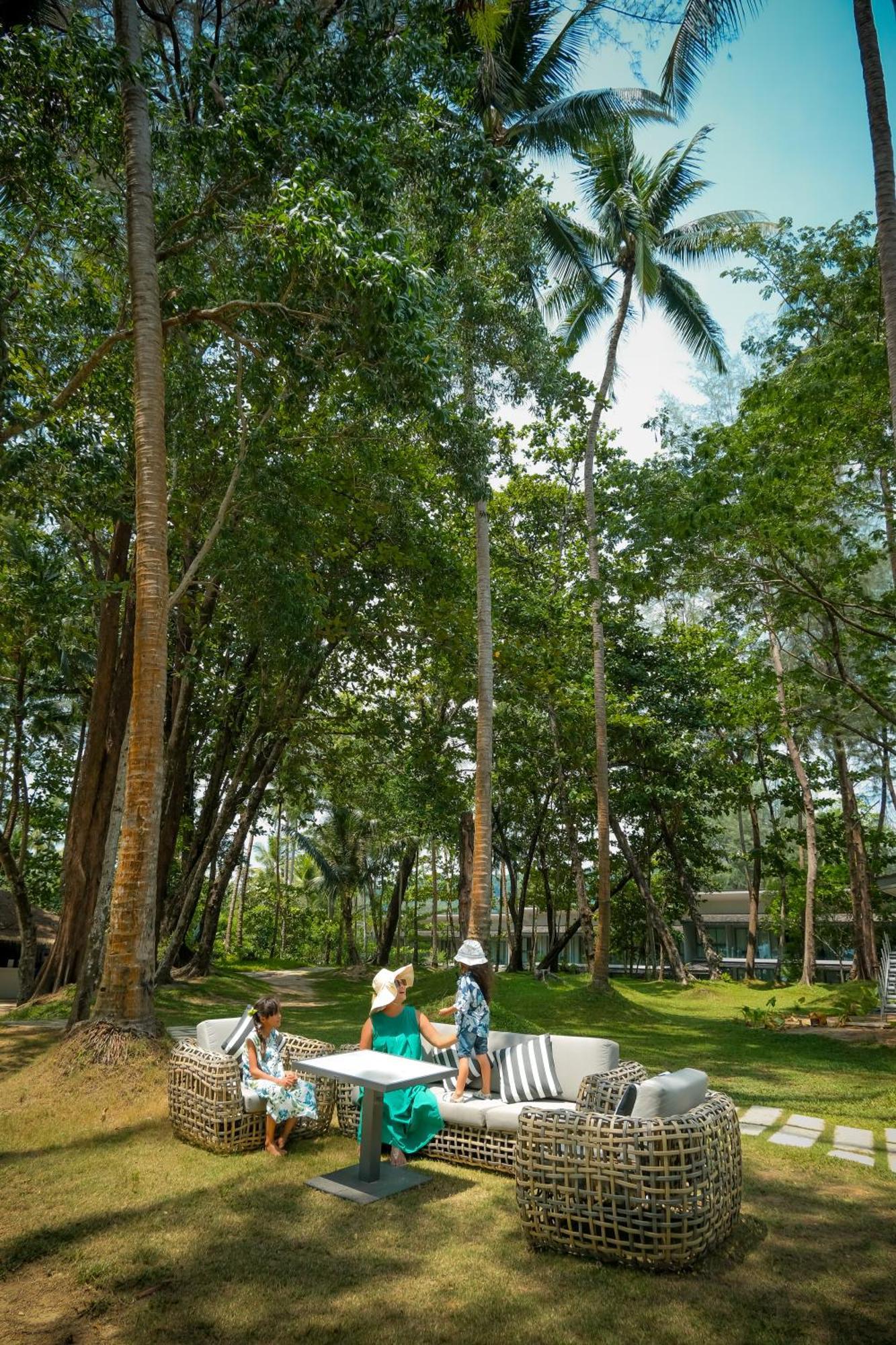 Avani Plus Khao Lak Resort Ngoại thất bức ảnh
